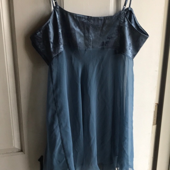 Cute Victoria’s baby doll chemise - Picture 5 of 5